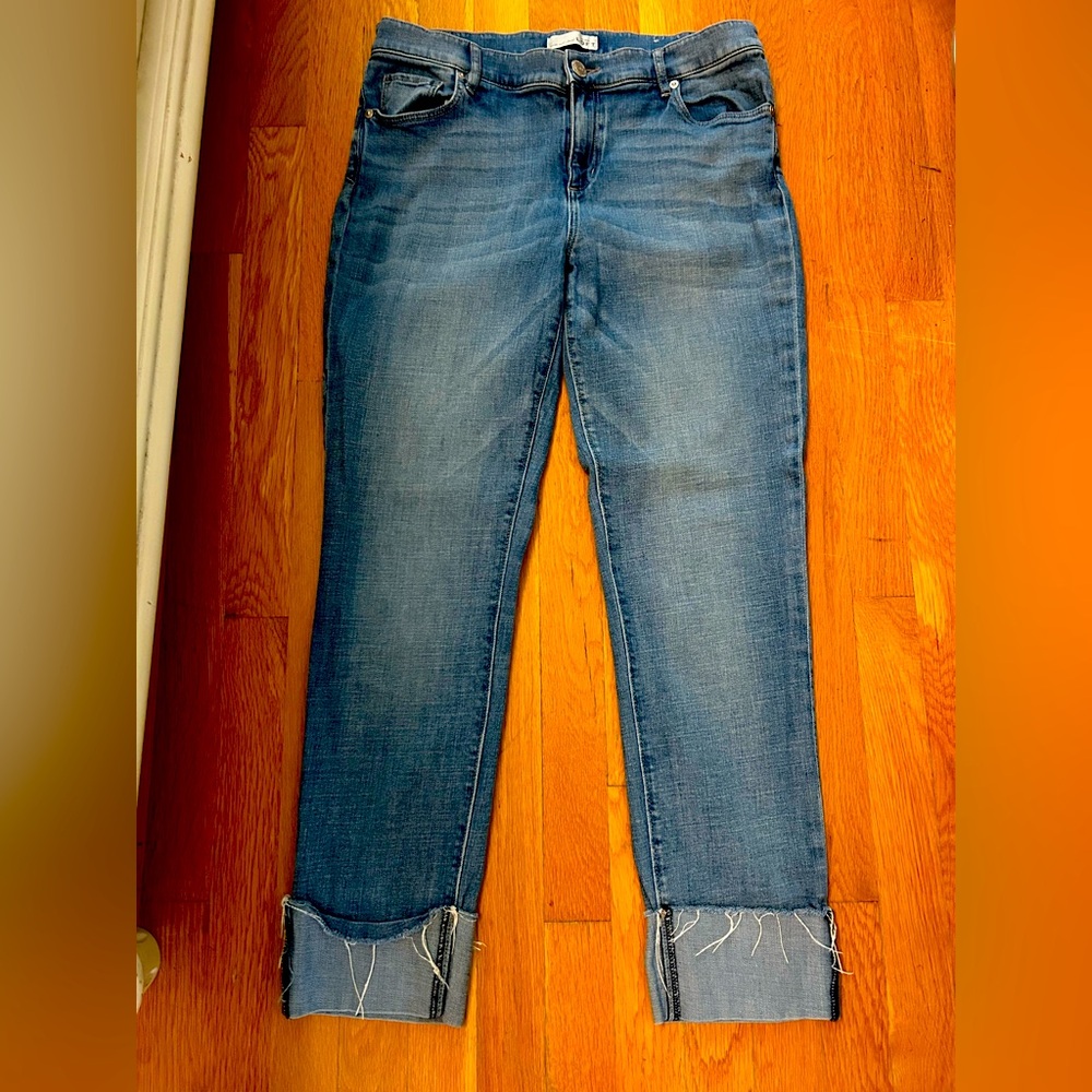 LOFT Jean Capris size 30 (10/12)